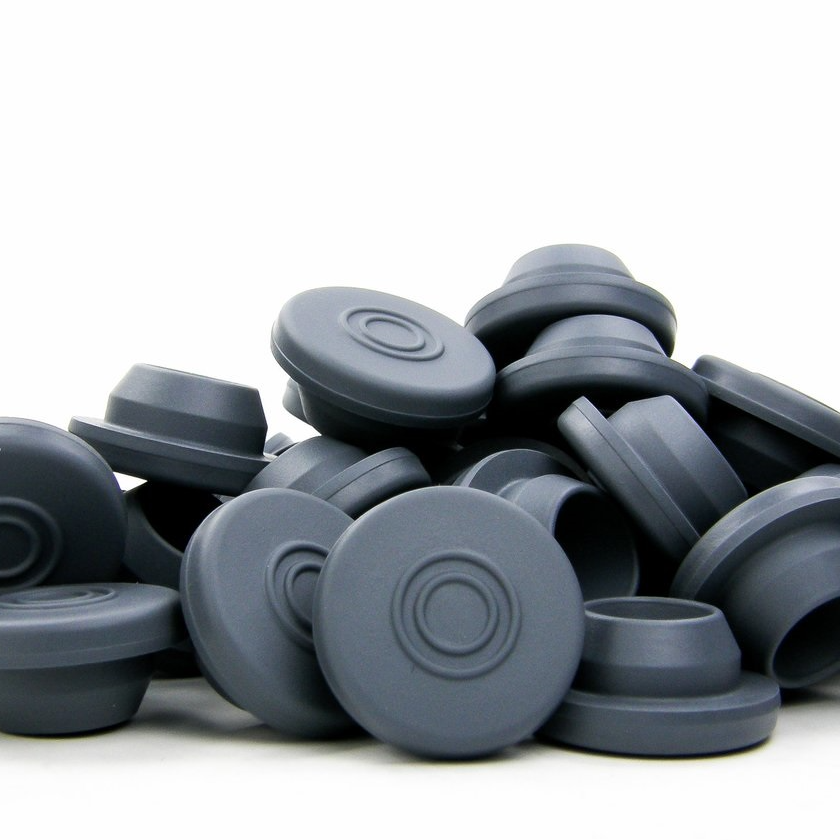 Butyl rubber stopper for injection
