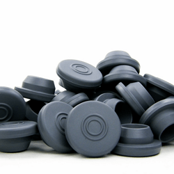 Butyl rubber stopper for injection