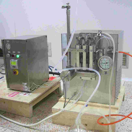 2070BarEF-C55超高压均质机，原装进口高压细胞破碎仪，中式生产型均质器