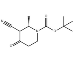 (2S)-3-氰基-2-甲基-4-氧代哌啶-1-羧酸叔丁酯
