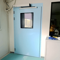 电动平开门抗菌涂层的优势与作用