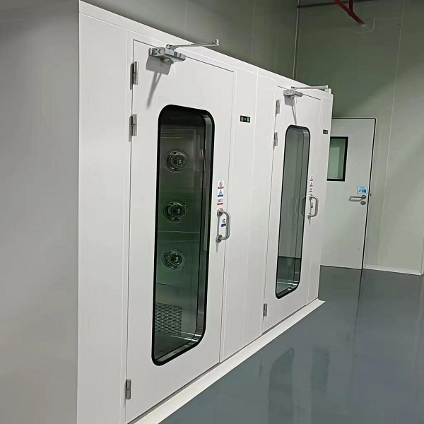 風(fēng)淋室門禁互鎖系統(tǒng)的安全優(yōu)勢(shì)解析