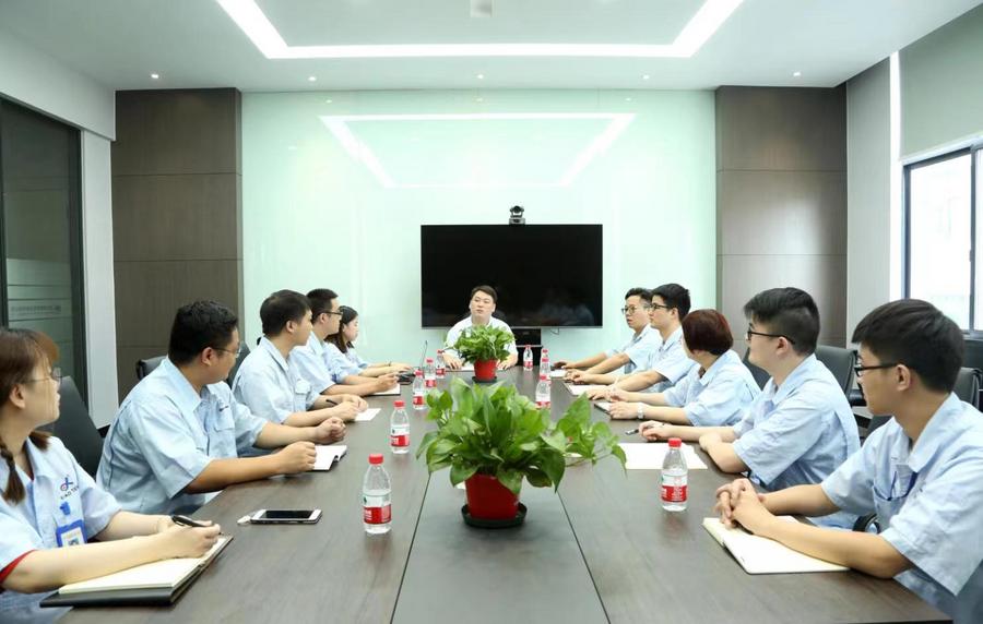 上海霄腾自动化装备有限公司