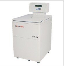 DL-5M（常温型：DD-5M）离心机