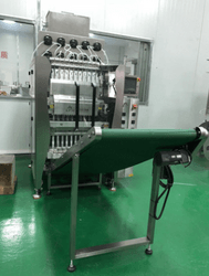 多列漱口水包裝機 