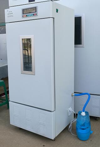 LHP型系列恒温恒湿培养箱