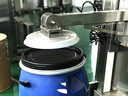 吸盤式移動提升機