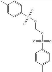 1-甲基-4-[(4-甲基苯基)磺酰氧基甲氧基磺酰基]苯