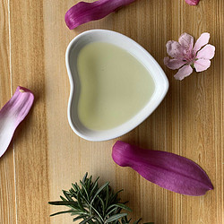 迷迭香精油