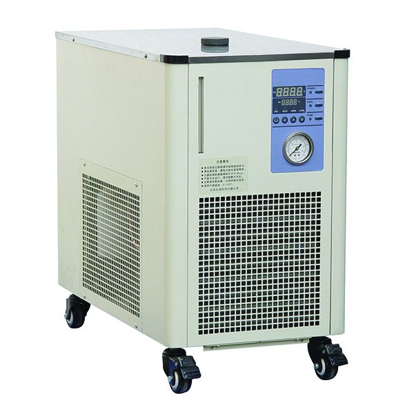 PC600A 精密冷水机