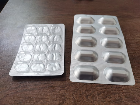 自动平板式泡罩包装机