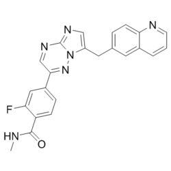  2-氟-N-甲基-4-[7-[(喹啉-6-基)甲基]咪唑并[1,2-b]-[1,2,4]三嗪-2-基]苯甲酰胺