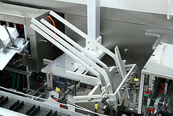 DZH-120 全自動(dòng)裝盒機(jī)