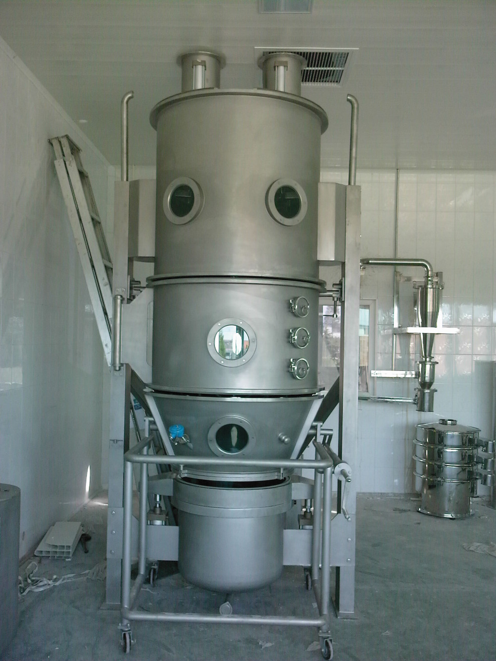 沸腾制粒干燥机