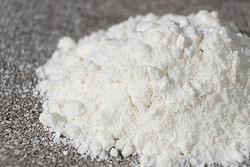 7-bromo-3,3-dibutyl-8-methoxy-2,3-dihydrobenzo[b][1,4]thiazepin-4(5H)-one