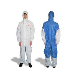 3M 4535 白色帶帽連體防護服, 透氣背部