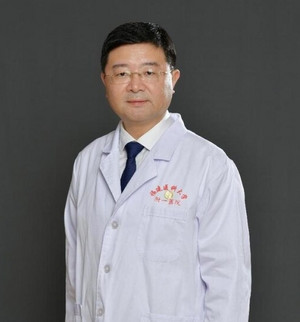 對(duì)話(huà)健康中國(guó)丨福建醫(yī)科大學(xué)附屬第一醫(yī)院黨委書(shū)記翁山耕：科技創(chuàng)新、人才筑基 擘畫(huà)健康中國(guó)新圖景