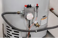 电热式热水交换器的性能特点是什么