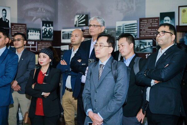 11名醫(yī)生匯聚上海